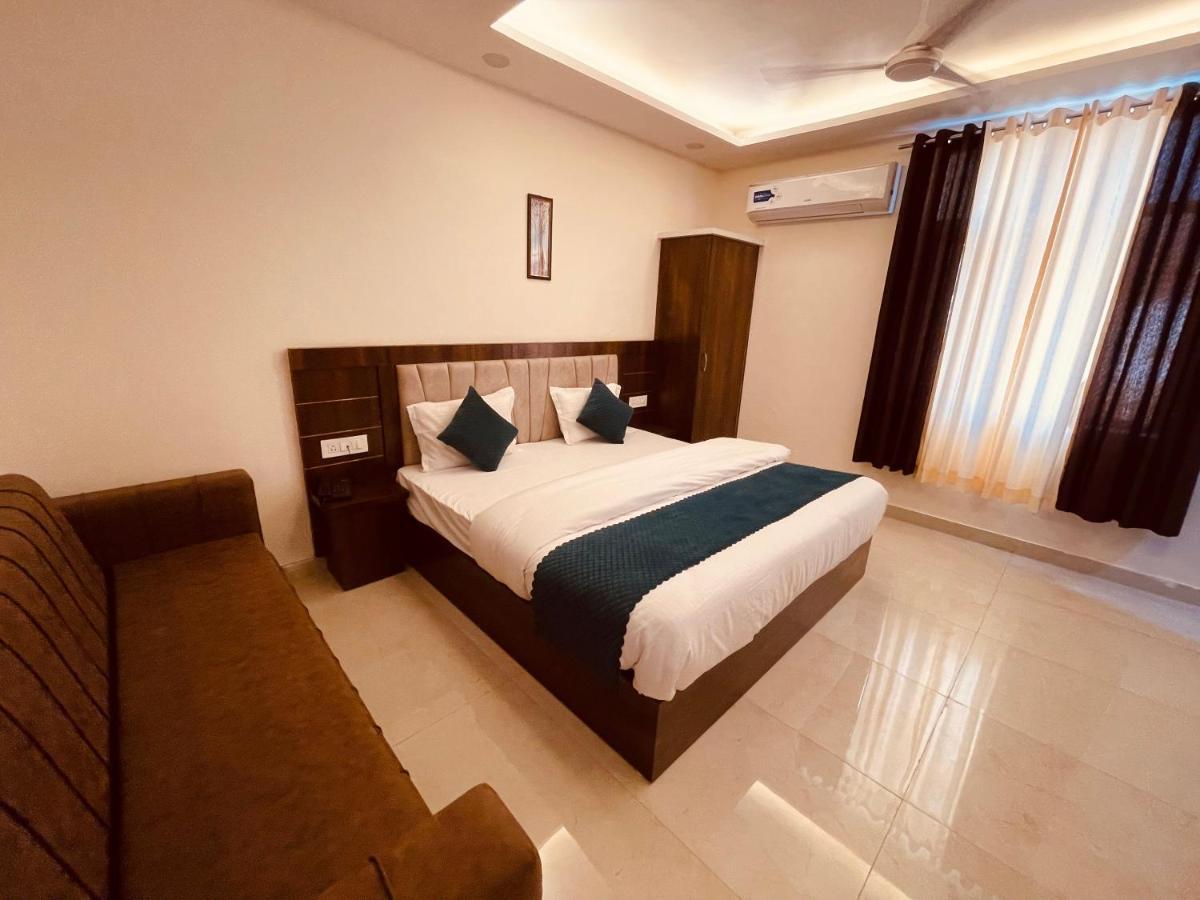 Divine Ganga - Luxury Comfort ! Travellers Delight ! Budget Friendly ! Prime Location ! Guest Favourite Харидвар Экстерьер фото