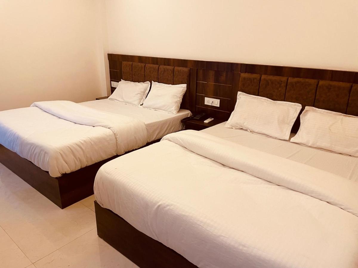 Divine Ganga - Luxury Comfort ! Travellers Delight ! Budget Friendly ! Prime Location ! Guest Favourite Харидвар Экстерьер фото